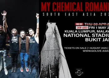 SOURCES: INSTAGRAM (@mychemicalromance) & TWITTER (@hellouniversemy)