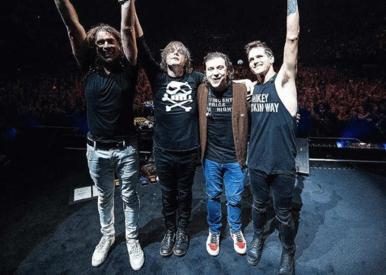 SOURCE: INSTAGRAM (@mychemicalromance)