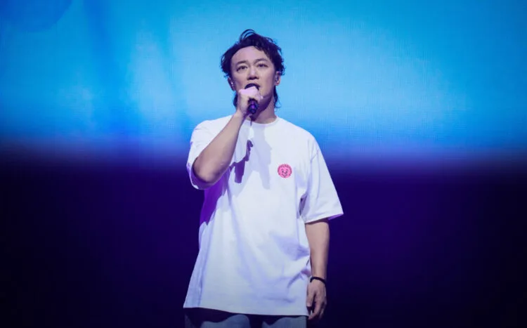 SOURCE: FACEBOOK (陳奕迅 Eason Chan)