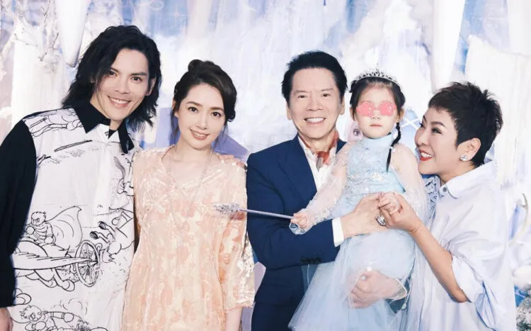 SOURCE: INSTAGRAM (@heungjacky)