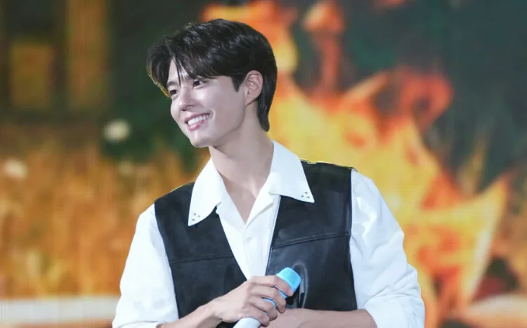 SOURCE: INSTAGRAM (@bogummy)