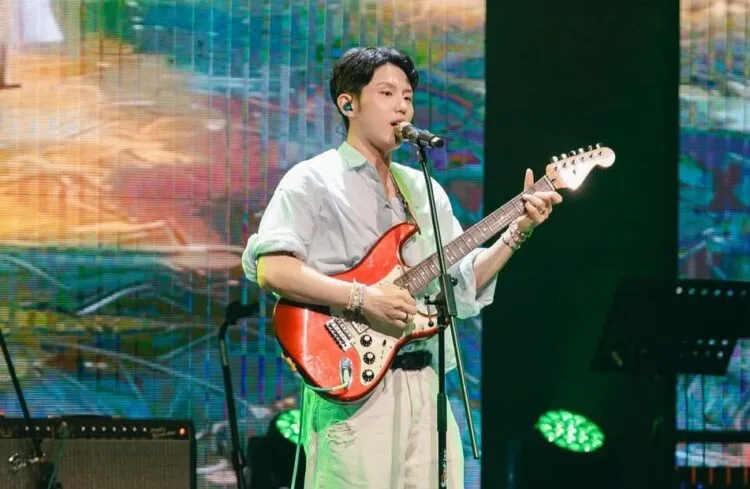 Source: IG/dept.music.official