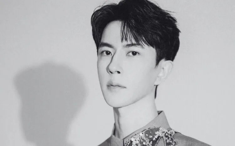 SOURCE: WEIBO (于朦胧)