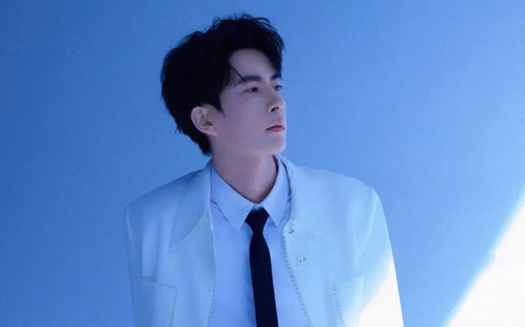 SOURCE: WEIBO (于朦胧)