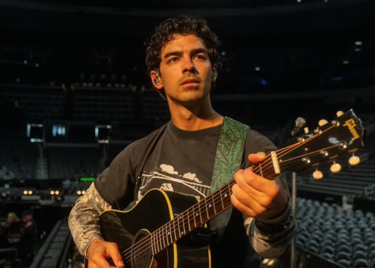 SOURCE: INSTAGRAM (@joejonas)