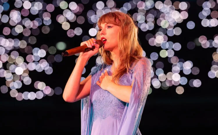 SOURCE: INSTAGRAM (@taylorswift)