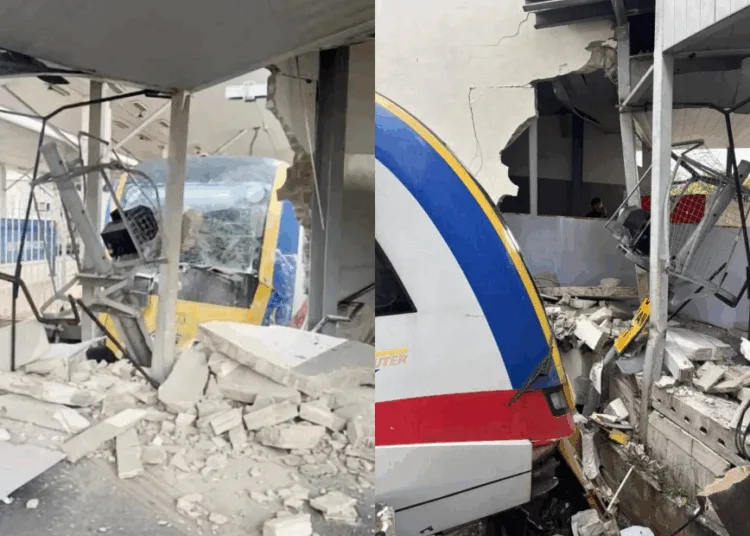 Source: Facebook/988, Twitter/MsiaHariIni