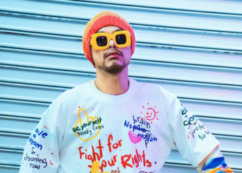 SOURCE: FACEBOOK (Namewee 黃明志)