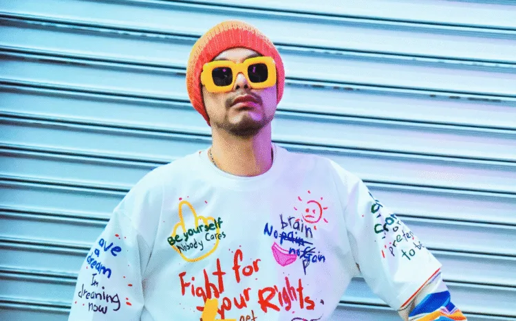 SOURCE: FACEBOOK (Namewee 黃明志)