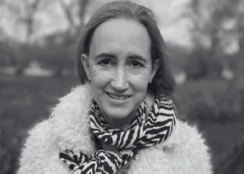 SOURCE: INSTAGRAM (@sophiekinsellawriter)