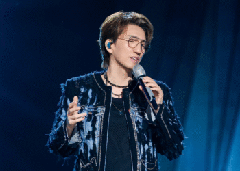 SOURCE: FACEBOOK (林志炫TerryLin(炫音音樂))