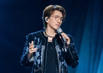 SOURCE: FACEBOOK (林志炫TerryLin(炫音音樂))