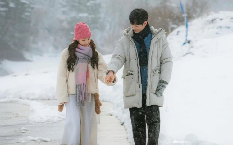 Source: Mydramalist/When The Weather Is Fine