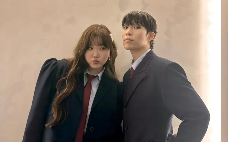 SOURCE: TWITTER (@official_akmu)