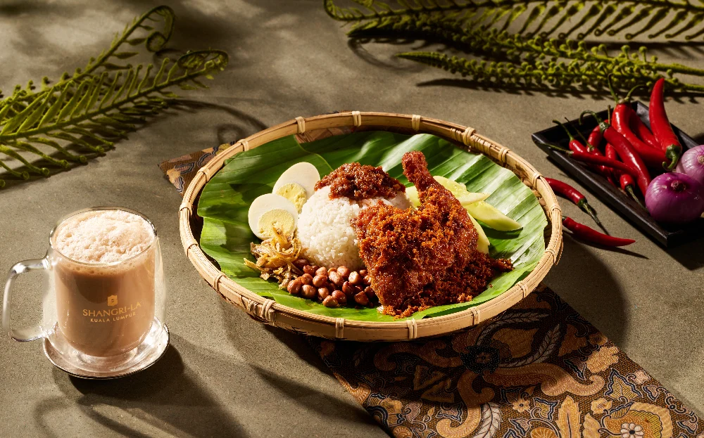 Shangri-La Kuala Lumpur Collaborates With Village Park Nasi Lemak To Celebrate Malaysian Heritage