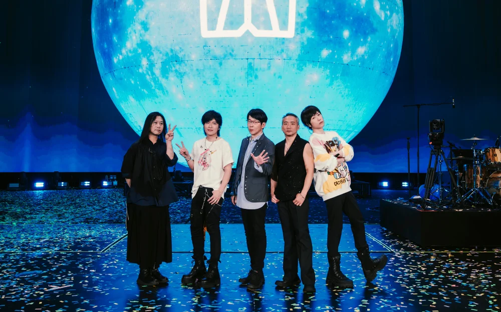 Malay Fan Meets Ashin & Marriage Proposal Among Highlights At Mayday’s Concert