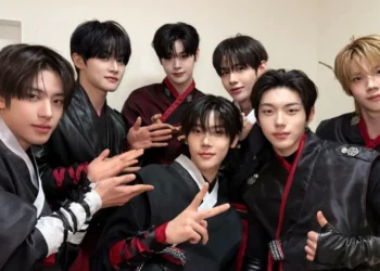 SOURCE: TWITTER (@closeyoureyes_7)