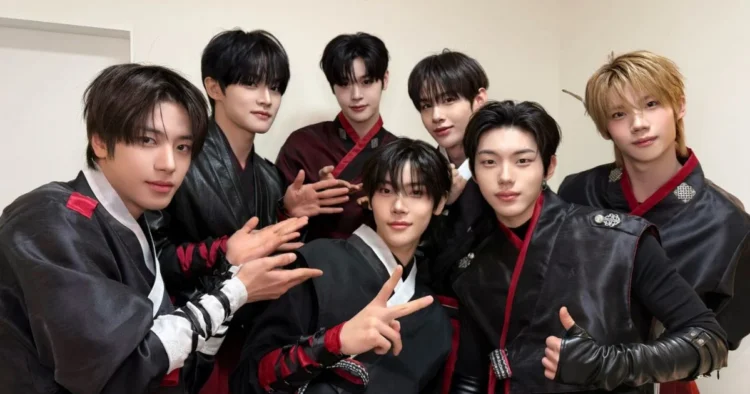 SOURCE: TWITTER (@closeyoureyes_7)