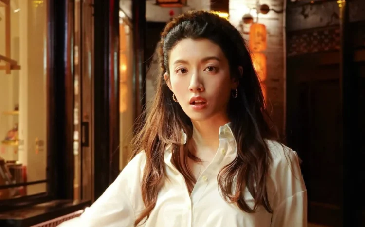 SOURCE: INSTAGRAM (@sisleychoi)