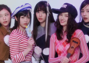 SOURCE: FACEBOOK (@NewJeans)