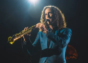 SOURCE: FACEBOOK (Kenny G)
