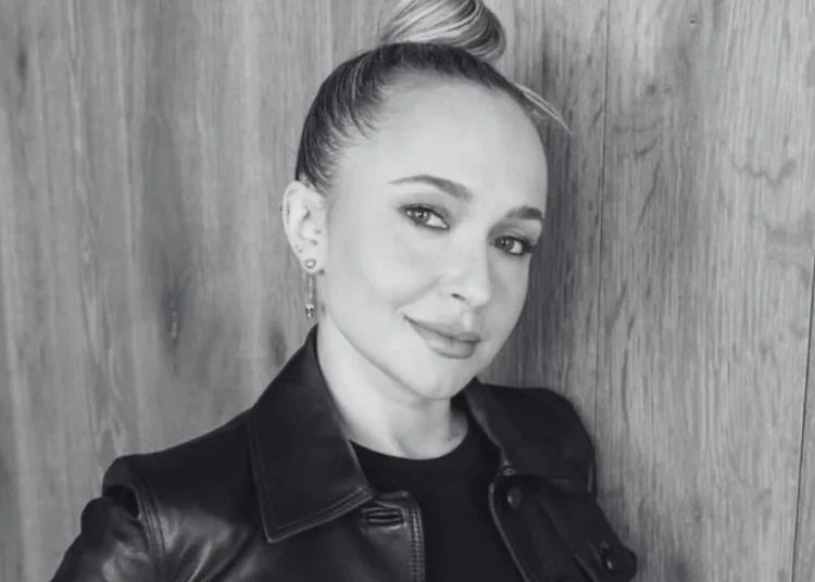 SOURCE: INSTAGRAM (@haydenpanettiere)