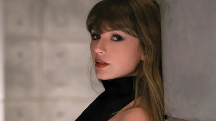 Image Source: Taylor Swift